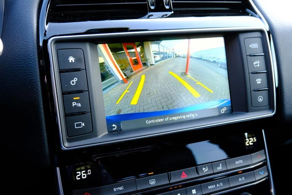 Jaguar XE - Afbeelding 19 van 30