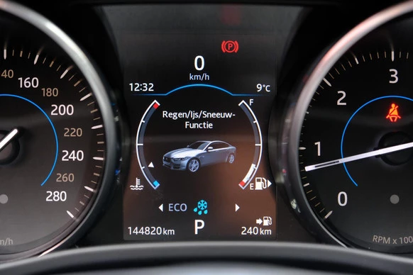 Jaguar XE - Afbeelding 23 van 30