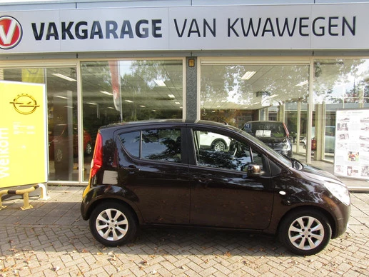 Opel Agila - Afbeelding 1 van 16
