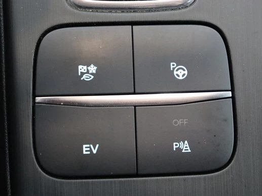 Ford Kuga - Afbeelding 21 van 30