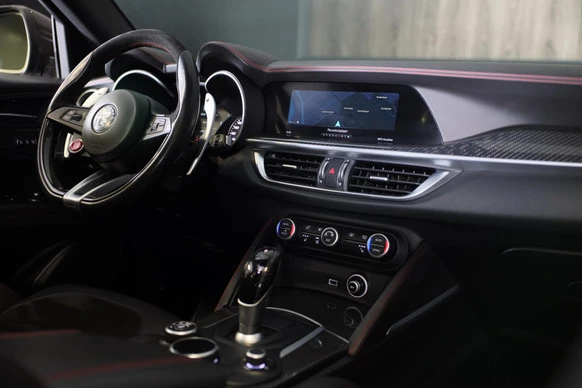 Alfa Romeo Stelvio - Afbeelding 7 van 30