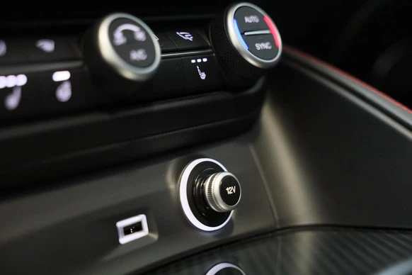 Alfa Romeo Stelvio - Afbeelding 24 van 30