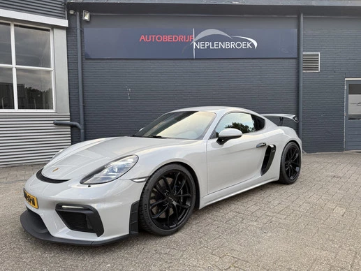 Porsche 718 - Afbeelding 1 van 30