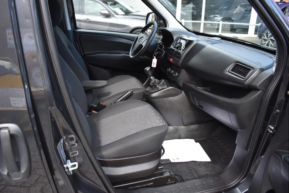 Opel Combo - Afbeelding 10 van 22