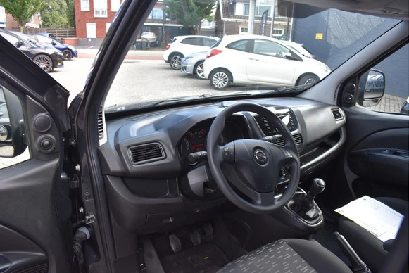 Opel Combo - Afbeelding 16 van 22