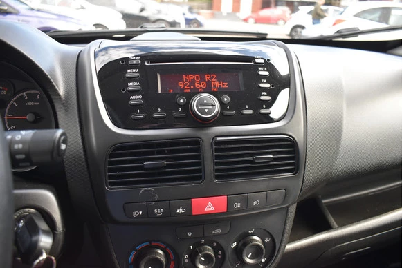 Opel Combo - Afbeelding 20 van 22
