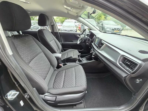Kia Rio - Afbeelding 14 van 30
