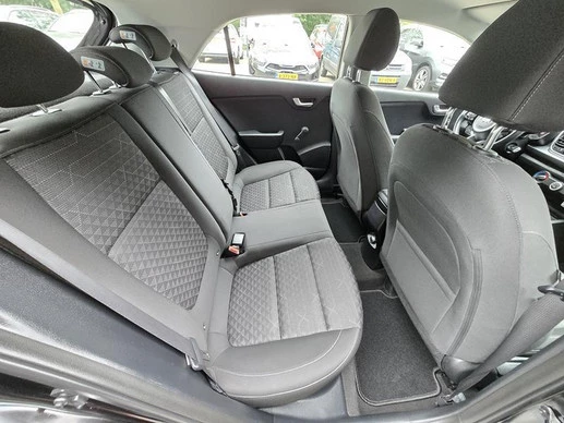Kia Rio - Afbeelding 16 van 30