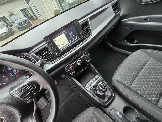 Kia Rio - Afbeelding 18 van 30