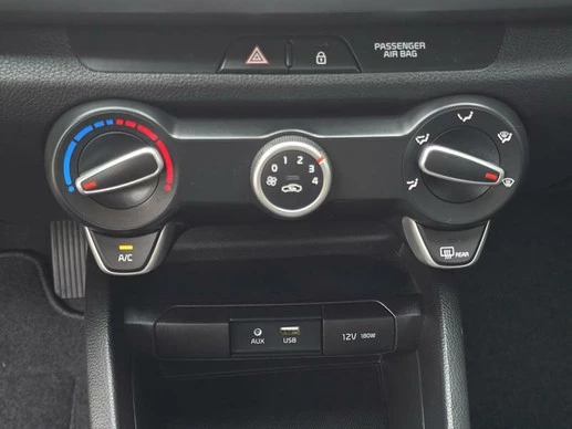 Kia Rio - Afbeelding 23 van 30
