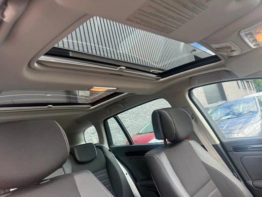 Renault Laguna - Afbeelding 28 van 30