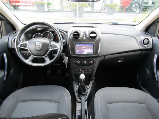 Dacia Logan - Afbeelding 6 van 27