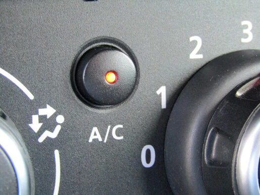 Dacia Logan - Afbeelding 12 van 27