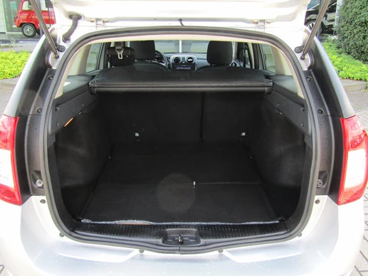 Dacia Logan - Afbeelding 18 van 27