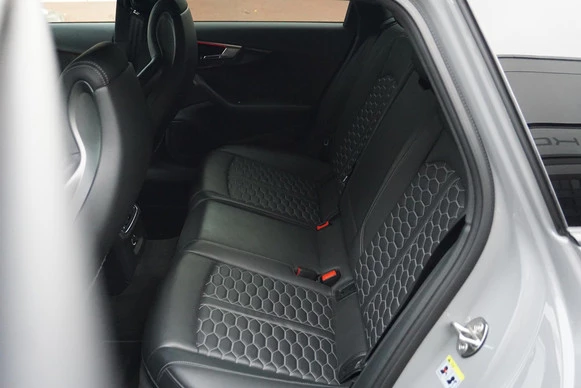 Audi RS4 - Afbeelding 24 van 30
