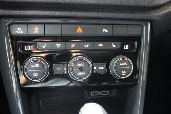 Volkswagen T-Roc - Afbeelding 23 van 30