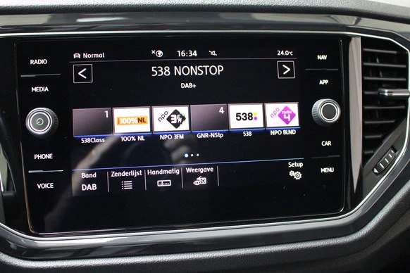 Volkswagen T-Roc - Afbeelding 25 van 30