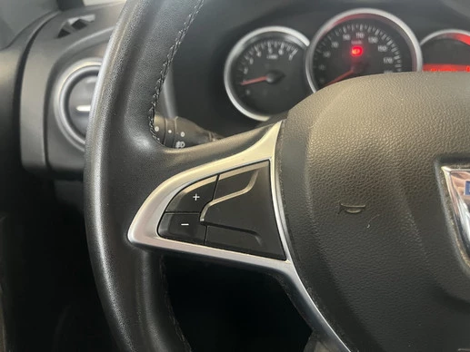 Dacia Logan - Afbeelding 19 van 30