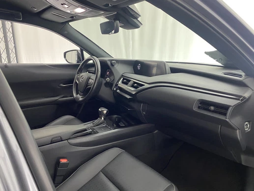 Lexus UX - Afbeelding 13 van 30