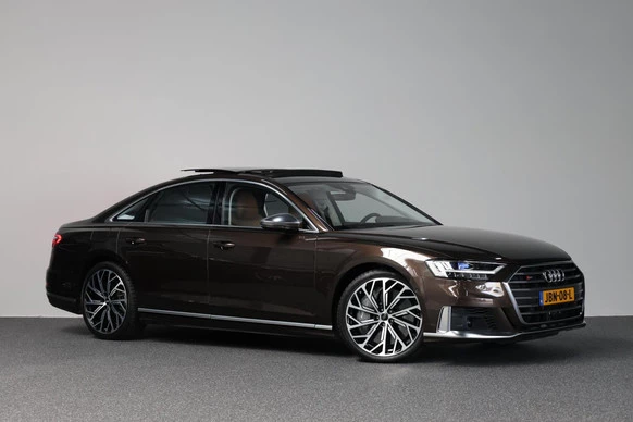 Audi S8 - Afbeelding 1 van 30
