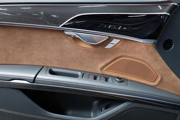 Audi S8 - Afbeelding 11 van 30