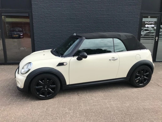 MINI Cooper Cabrio - Afbeelding 3 van 30