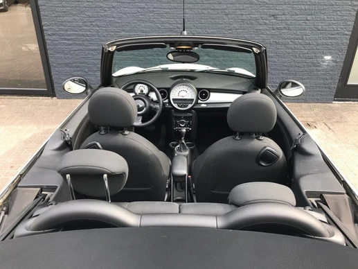 MINI Cooper Cabrio - Afbeelding 26 van 30
