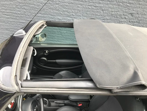MINI Cooper Cabrio - Afbeelding 27 van 30