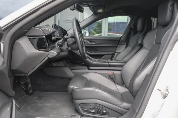 Porsche Taycan - Afbeelding 10 van 30
