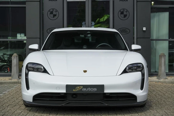 Porsche Taycan - Afbeelding 18 van 30