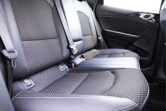 Kia XCeed - Afbeelding 18 van 30