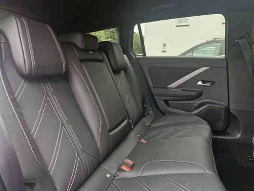 Opel Astra - Afbeelding 24 van 27