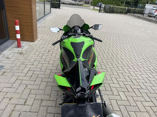 Kawasaki Ninja ZX - Afbeelding 10 van 22