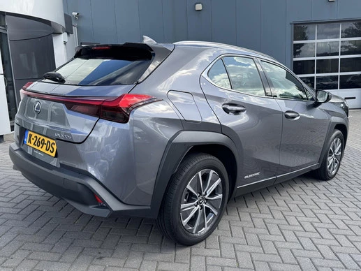 Lexus UX - Afbeelding 3 van 30