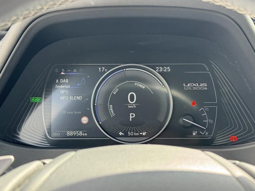 Lexus UX - Afbeelding 23 van 30