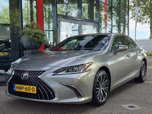 Lexus ES - Afbeelding 1 van 30