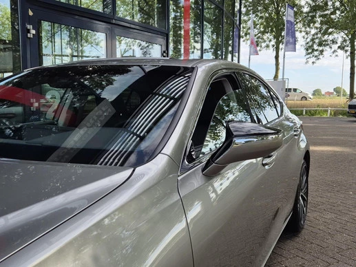 Lexus ES - Afbeelding 8 van 30