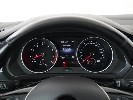 Volkswagen Tiguan - Afbeelding 8 van 30