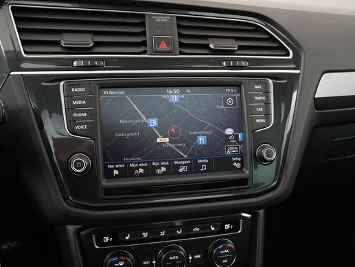 Volkswagen Tiguan - Afbeelding 13 van 30
