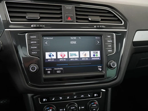 Volkswagen Tiguan - Afbeelding 14 van 30