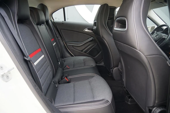 Mercedes-Benz A-Klasse - Afbeelding 10 van 27