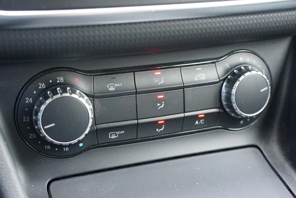Mercedes-Benz A-Klasse - Afbeelding 25 van 27