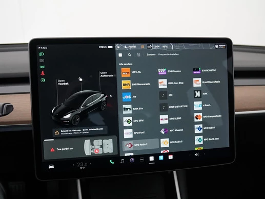 Tesla Model 3 - Afbeelding 15 van 30
