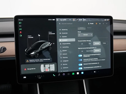 Tesla Model 3 - Afbeelding 22 van 30