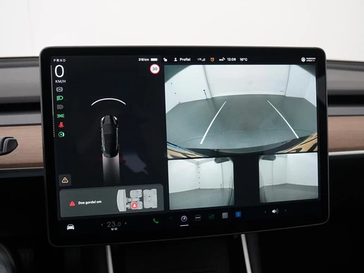 Tesla Model 3 - Afbeelding 26 van 30