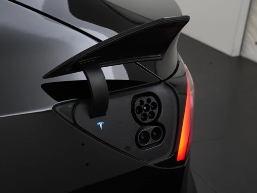 Tesla Model 3 - Afbeelding 29 van 30