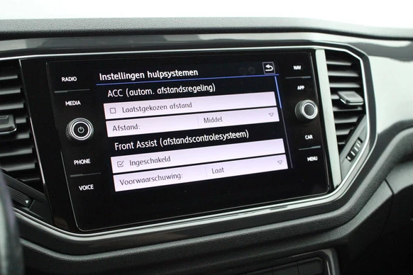 Volkswagen T-Roc - Afbeelding 23 van 30