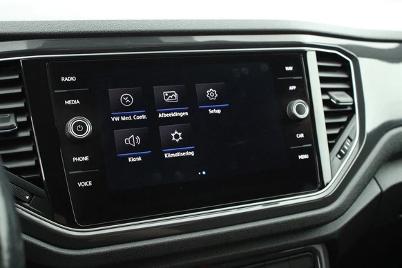 Volkswagen T-Roc - Afbeelding 27 van 30