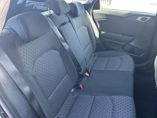 Kia Ceed - Afbeelding 7 van 20