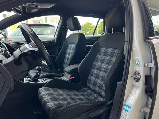 Volkswagen Golf - Afbeelding 5 van 18